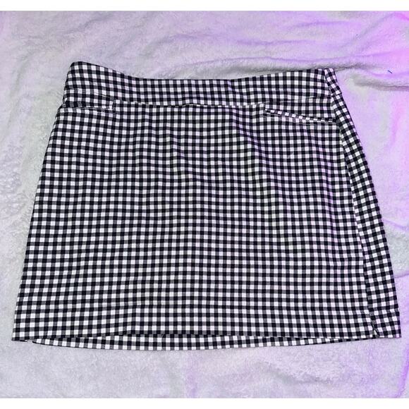 Croft & Barrow Dresses & Skirts - Black and white plaid skort